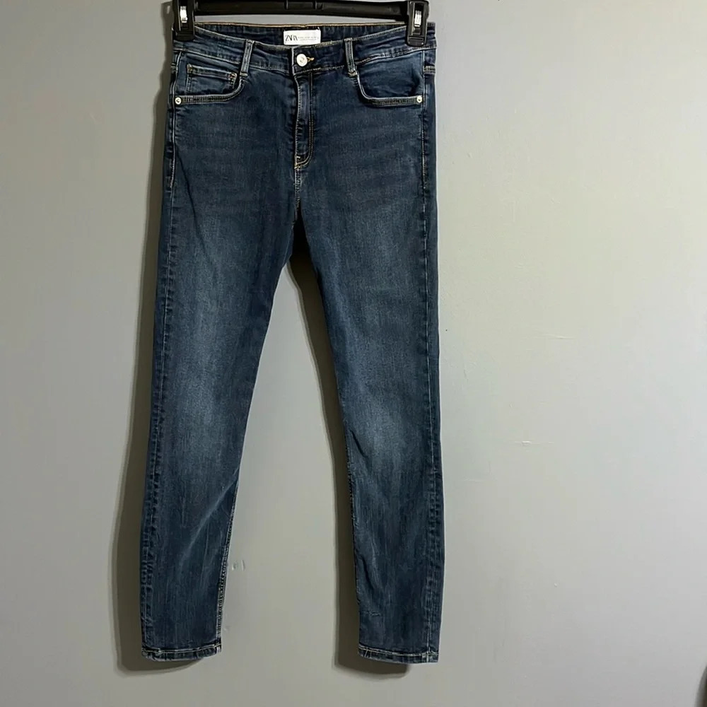Zara high waisted skinny Jean size 8